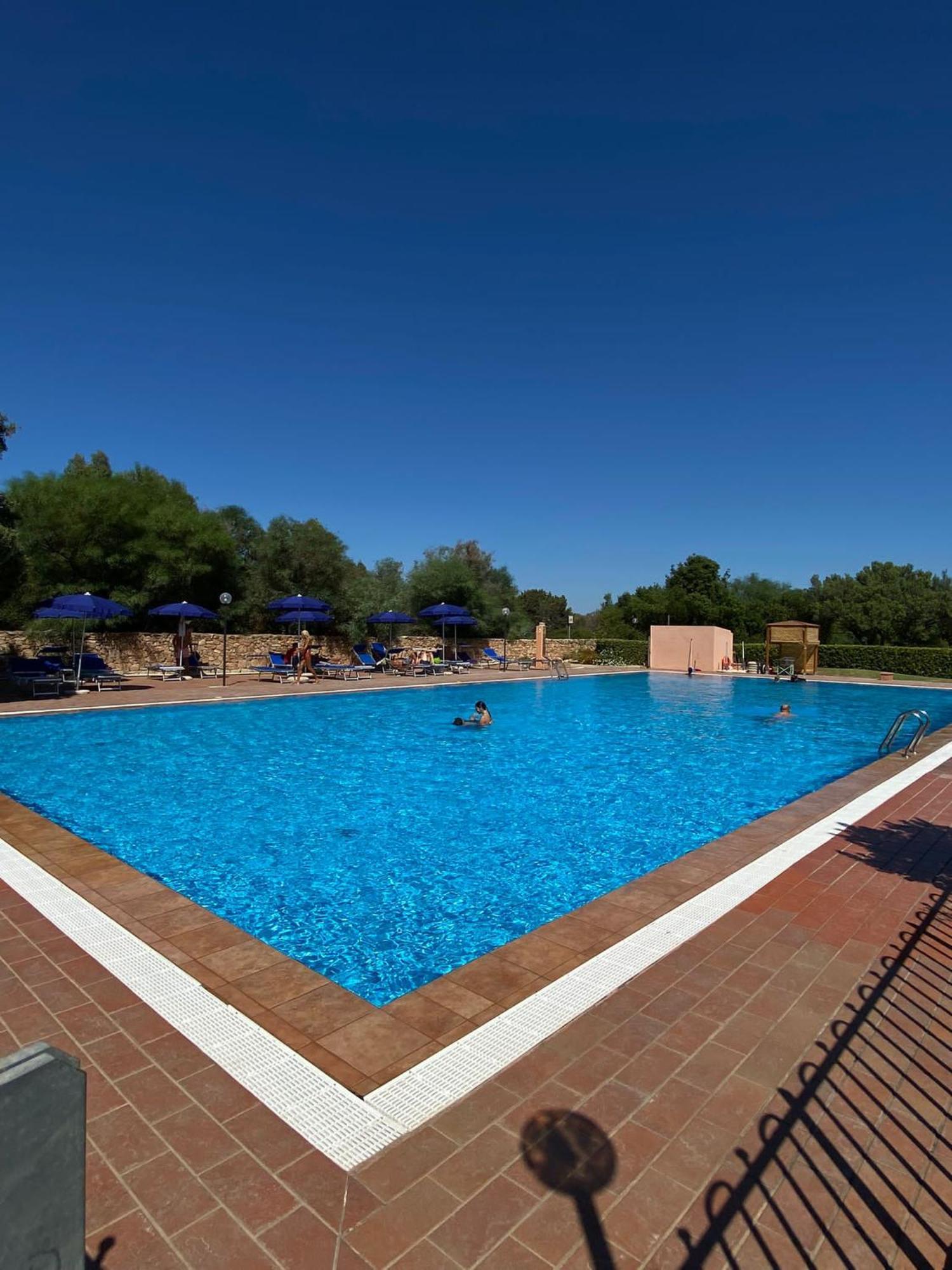 Villa Ampio Trilocale Sul Golfo Di Marinella à Marinella  Extérieur photo