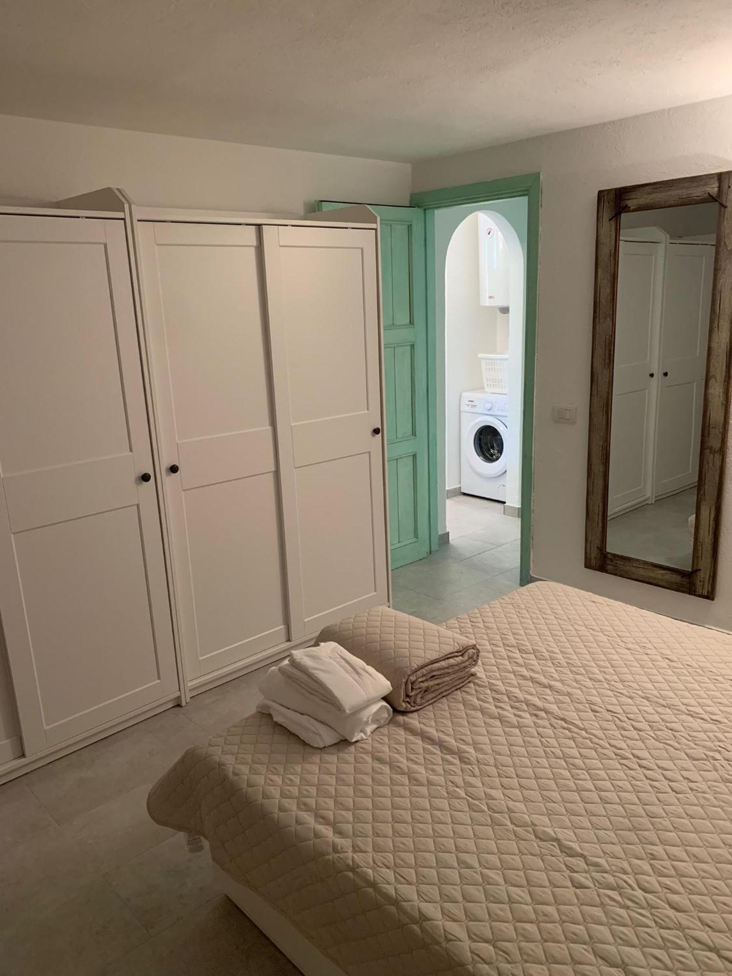 Villa Ampio Trilocale Sul Golfo Di Marinella à Marinella  Extérieur photo